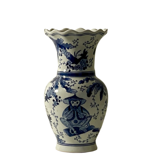 Chinoiserie Scalloped Monkey Vase 11.5”