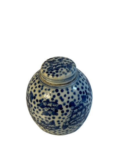 Chinoiserie Ginger Jar with attached lid